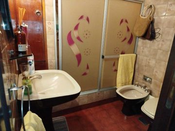 VENTA CASA 5 AMBIENTES BANFIELD APTO CREDITO