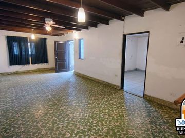 Casa céntrica de 1 nivel en Fracc. Buenaventura