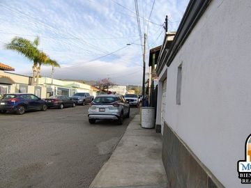 Casa céntrica de 1 nivel en Fracc. Buenaventura