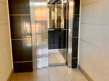 VENTA AMPLIO DEPARTAMENTO EN LOMAS DE SAN ANDRES