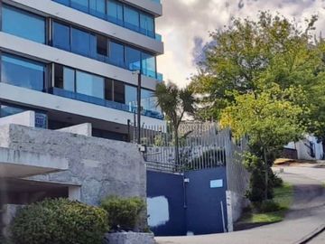 VENTA AMPLIO DEPARTAMENTO EN LOMAS DE SAN ANDRES
