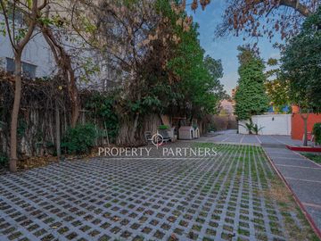 Excelente casa para remodelar! 5D + 3B + 7E