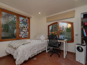 Excelente casa para remodelar! 5D + 3B + 7E