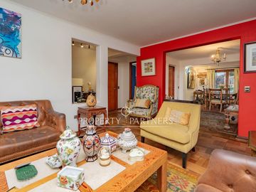Excelente casa para remodelar! 5D + 3B + 7E