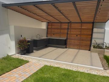 HERMOSA CASA VENTA INDEPENDIENTE - ALTAVISTA DE NAYÓN