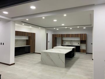 HERMOSA CASA VENTA INDEPENDIENTE - ALTAVISTA DE NAYÓN