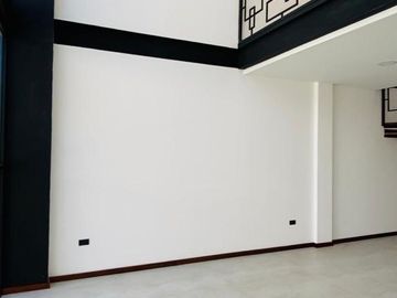 HERMOSA CASA VENTA INDEPENDIENTE - ALTAVISTA DE NAYÓN