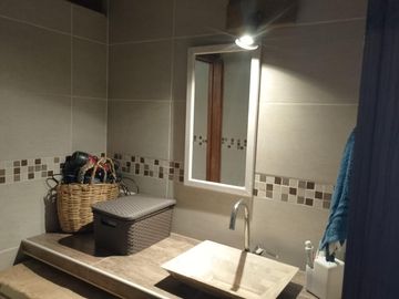 Venta Casa Lincoln – 4AMB Pileta, Galería y Parrilla