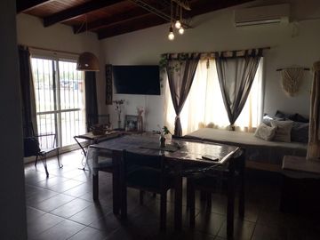 Venta Casa Lincoln – 4AMB Pileta, Galería y Parrilla