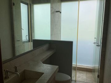 Residencia en venta  de 4 recámaras en Emiliano Zapata