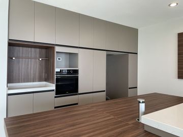 Estrena casa con acabados de lujo, recámara en PB, Cumbres del Lago, Juriquilla
