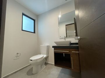 Estrena casa con acabados de lujo, recámara en PB, Cumbres del Lago, Juriquilla