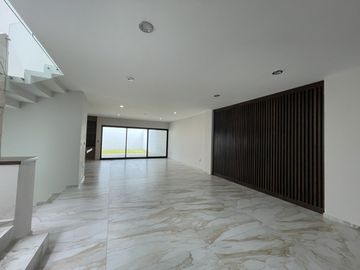 Estrena casa con acabados de lujo, recámara en PB, Cumbres del Lago, Juriquilla