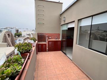 VENDO DEPARTAMENTO DÚPLEX CON BALCÓN Y TERRAZA ZONA EL RANCHO