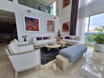 Espectacular Penthouse Amoblado en venta-4 dormitorios-Isla Mocolí, Samborondón