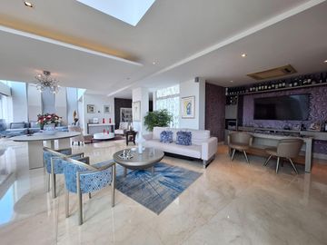 Espectacular Penthouse Amoblado en venta-4 dormitorios-Isla Mocolí, Samborondón