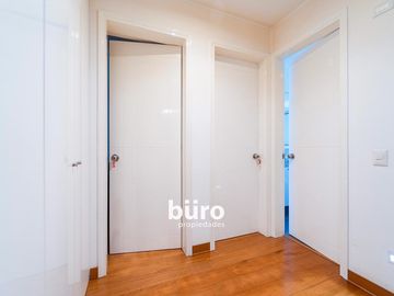 PRECIOSO DEPARTAMENTO EN VENTA CON 4 DORM Y LINDA VISTA A PARQUE ACOSTA  SI