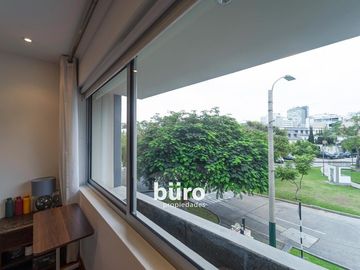 PRECIOSO DEPARTAMENTO EN VENTA CON 4 DORM Y LINDA VISTA A PARQUE ACOSTA  SI