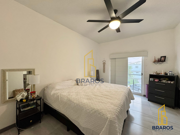 Casa en venta en Saratoga Residencial frente a parque