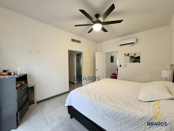 Casa en venta en Saratoga Residencial frente a parque