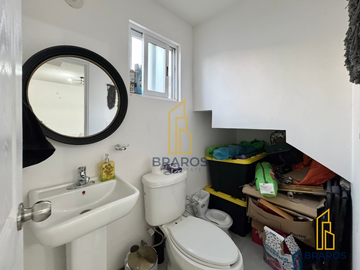 Casa en venta en Saratoga Residencial frente a parque