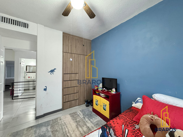 Casa en venta en Saratoga Residencial frente a parque
