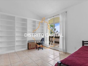 Casa en venta en Jiutepec, Morelos. Fraccionamiento Las Fincas