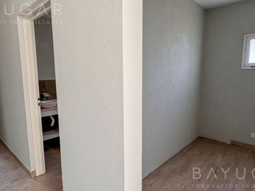 Venta - OPORTUNIDAD Casa en Barrio Privado Santa Guadalupe - Pilar del Este