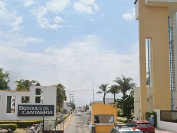 Bosques de Cantabria  Casa en condominio en venta en San Nicolás Tolentino