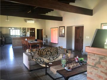 Casa en Venta Estancia Las Lilas 5 dormitorios