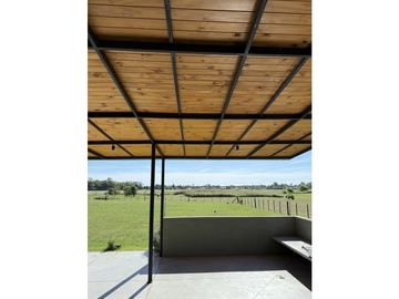 Hermosa Casa de Campo en Venta