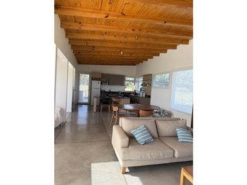 Hermosa Casa de Campo en Venta