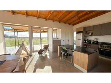 Hermosa Casa de Campo en Venta