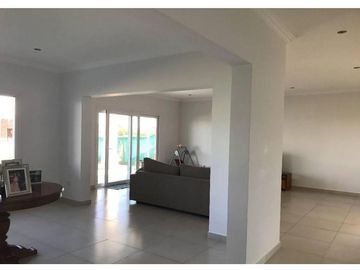 Venta Casa 7 ambientes - Country Terravista