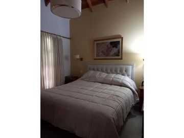 Venta Casa 5 ambientes - Barrio San Patricio