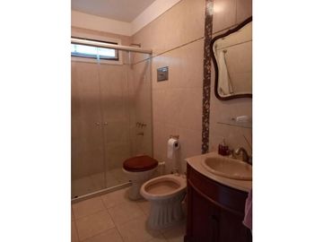 Venta Casa 5 ambientes - Barrio San Patricio