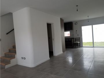 Venta Casa PH 4 ambientes - Haití 300, Ituzaingó Norte.