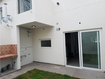 Venta Casa PH 4 ambientes - Haití 300, Ituzaingó Norte.