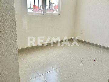 CASA EN RENTA - (3)