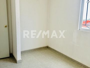 CASA EN RENTA - (3)