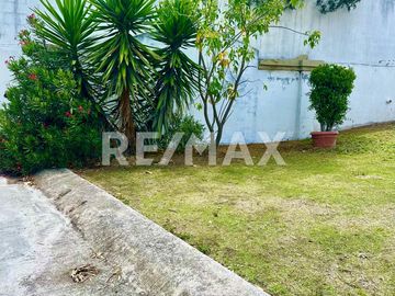 CASA EN RENTA - (3)