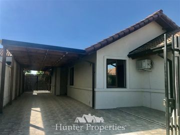 Casa en Venta en 37 oriente con 5 norte , muy cercano al supermercado lider express de las rastras