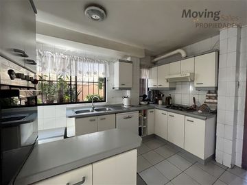 Casa en Venta en Monseñor Edwards / Príncipe de Gales