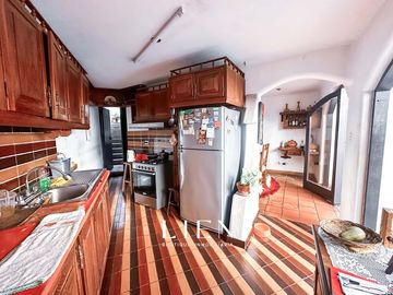 Casa rústica con patio y balcones en Pedro de Osma – Barranco