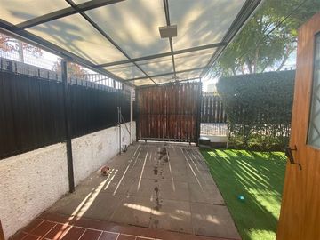 Casa en Venta en Metro Quilín