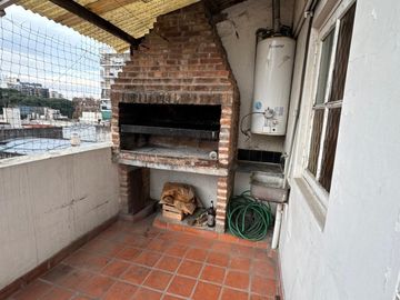 Venta departamento 4 ambientes con terraza en Flores