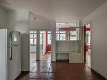 Venta departamento 4 ambientes con terraza en Flores