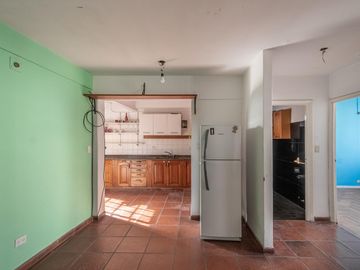 Venta departamento 4 ambientes con terraza en Flores