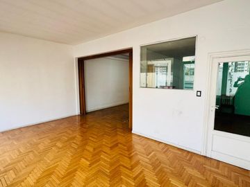 Venta departamento 4 ambientes con terraza en Flores
