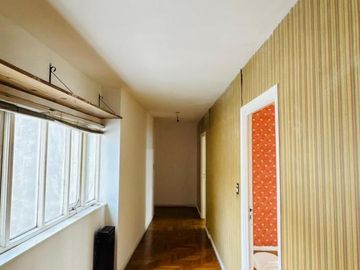 Venta departamento 4 ambientes con terraza en Flores